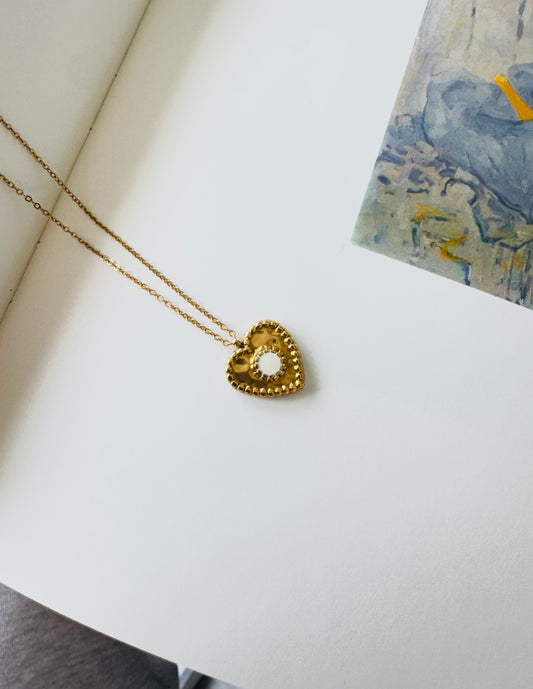 “Traviata” Collar