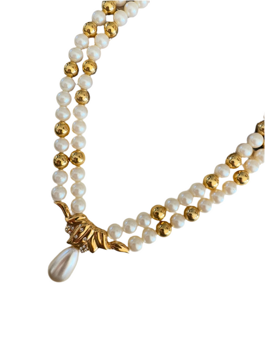 “Gontie Paris” necklace