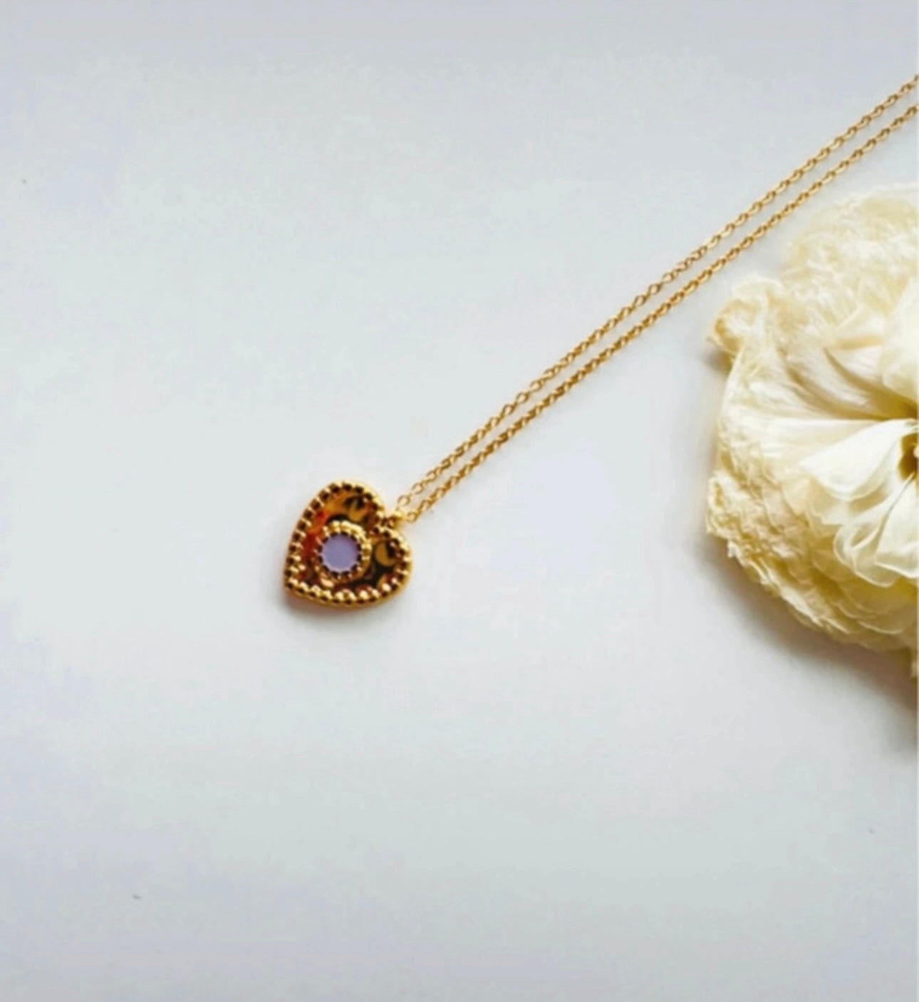 “Traviata” Collar