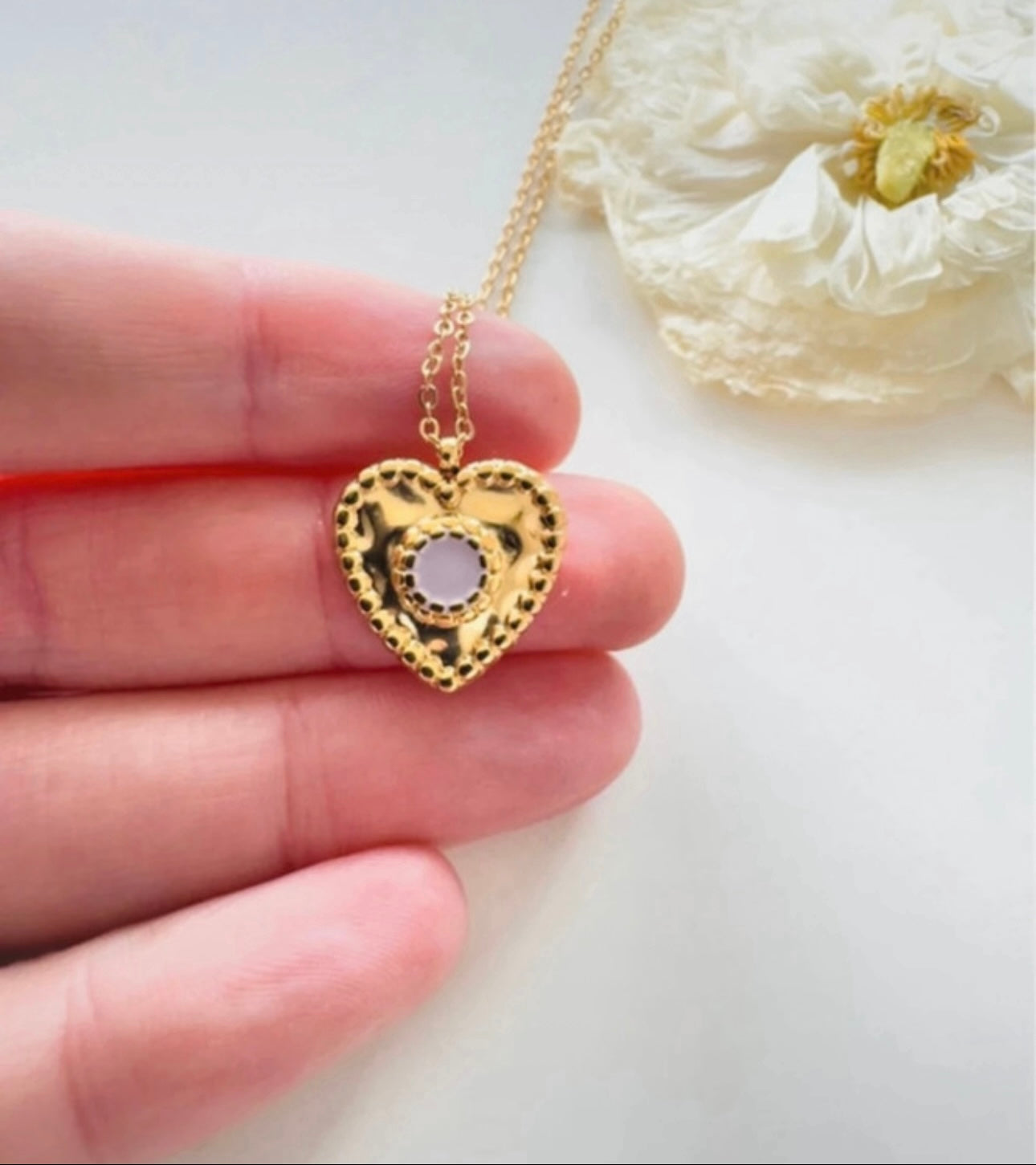 “Traviata” Collar