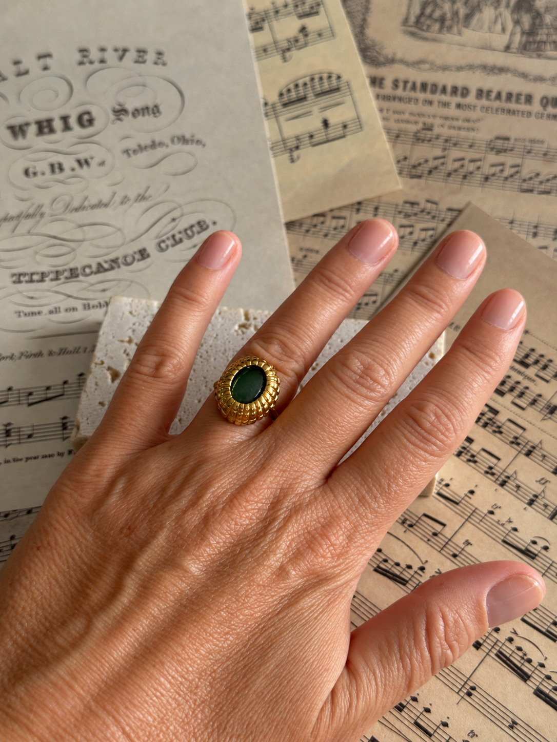 Anillo «Esclarmonde» con aventurina verde