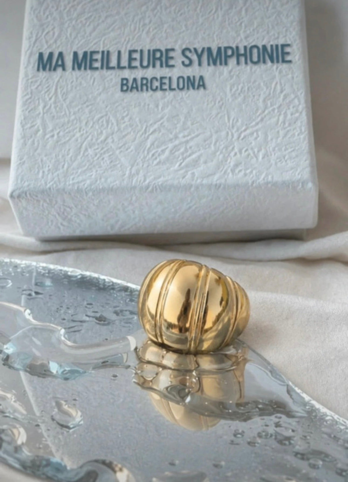 Anillo Rienzi dorado - vista 2