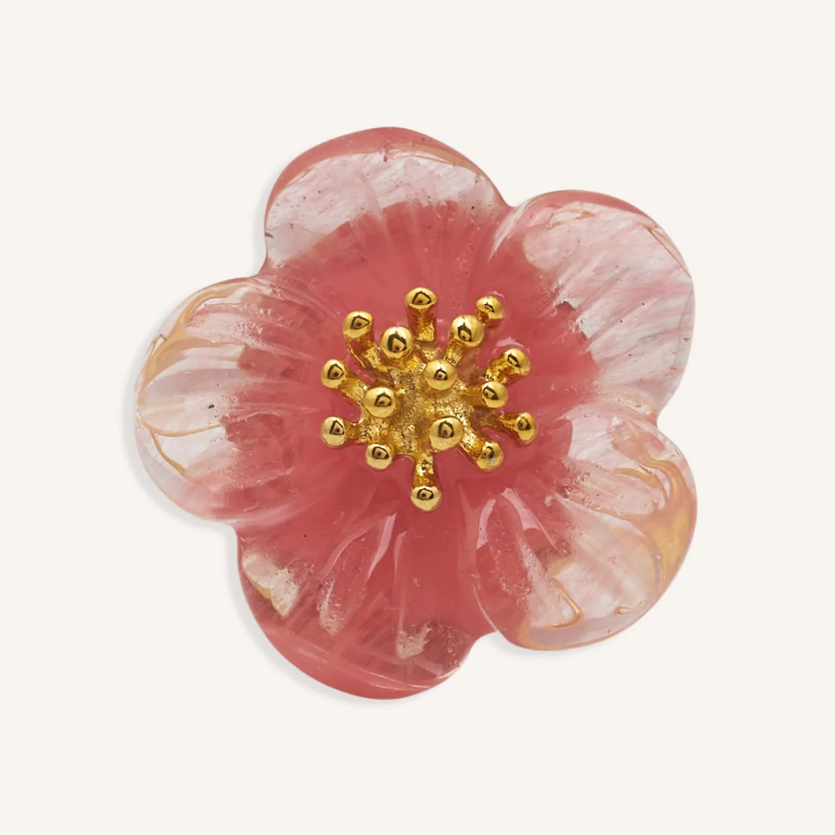 Anillo de flor rosa translúcida, vista frontal