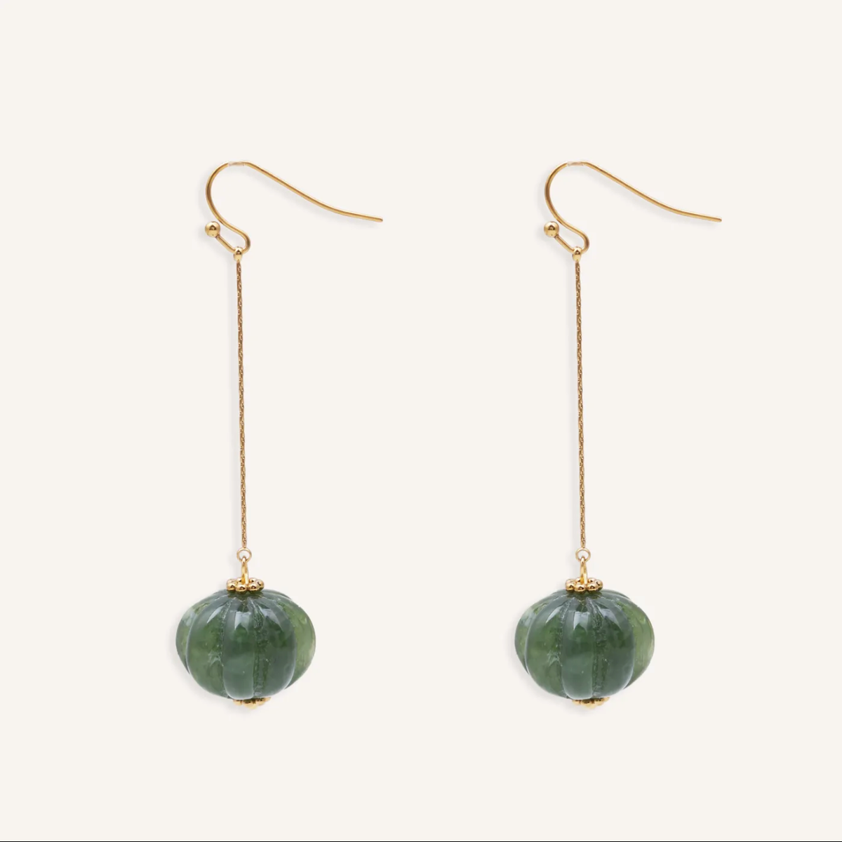Un Fil de mélodie — Verde, fondo blanco