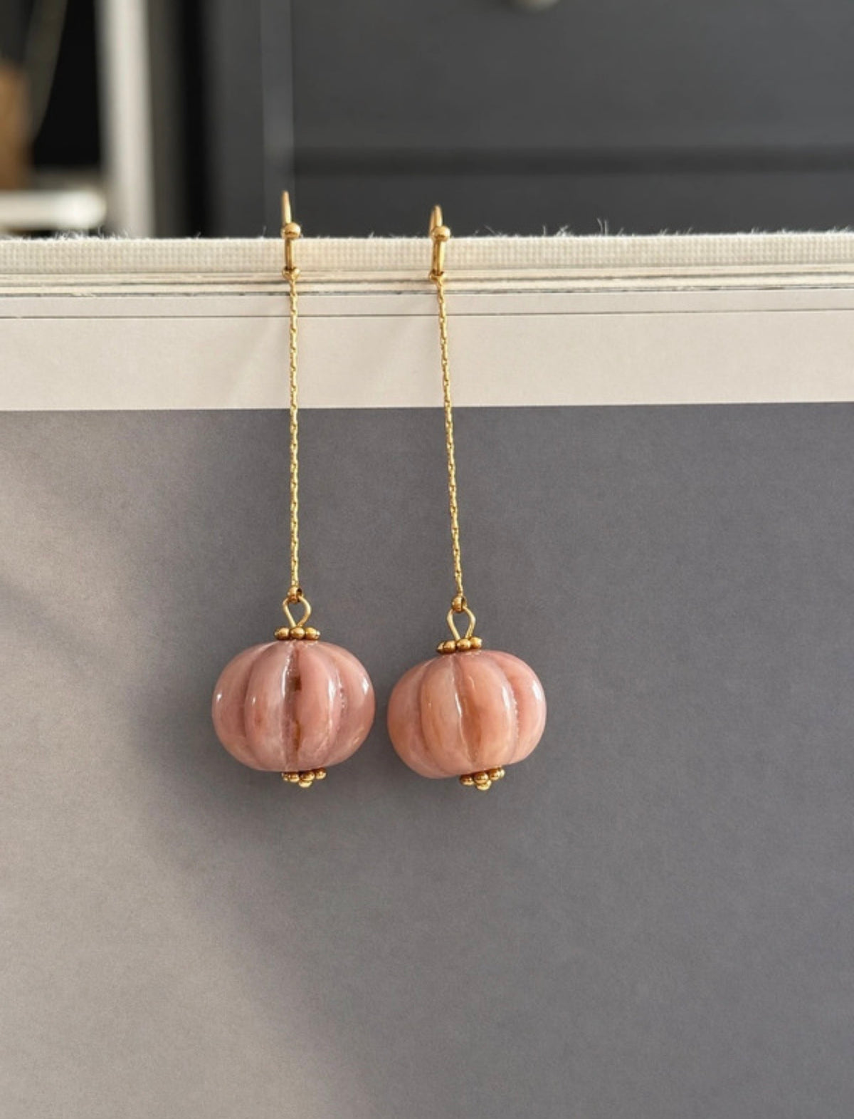 Un Fil de mélodie — Rosa malva, vista 3